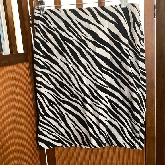 Anne Klein skirt 4‎ - Picture 1 of 4
